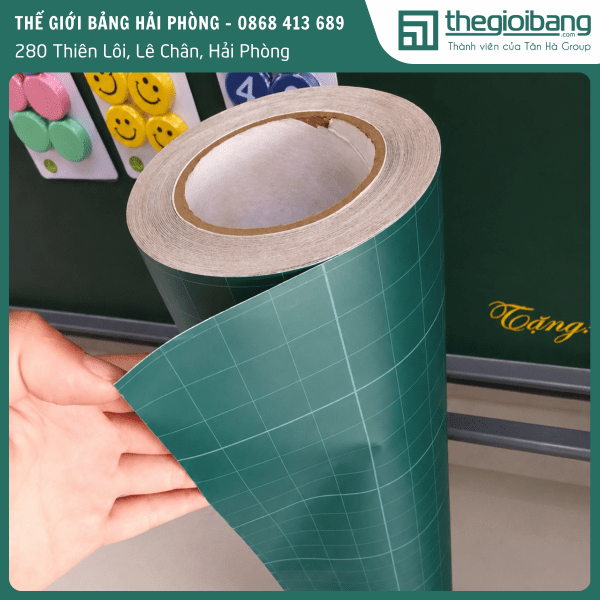 Bảng dán tường viết phấn decal xanh kẻ ô ly tiểu học