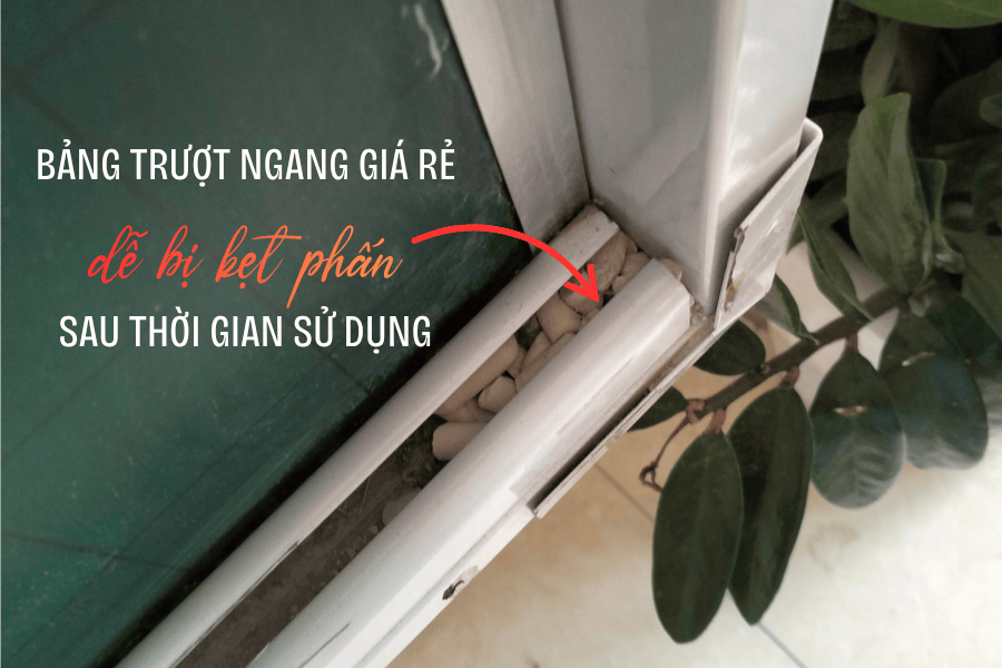 Bảng trượt ngang giá rẻ dễ bị kẹt phấn